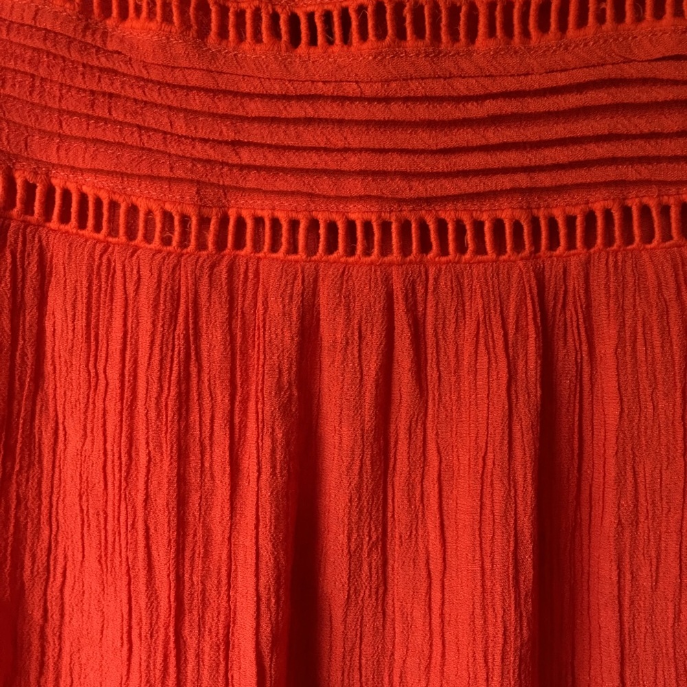 Red t-shirt - Picture 3 of 7